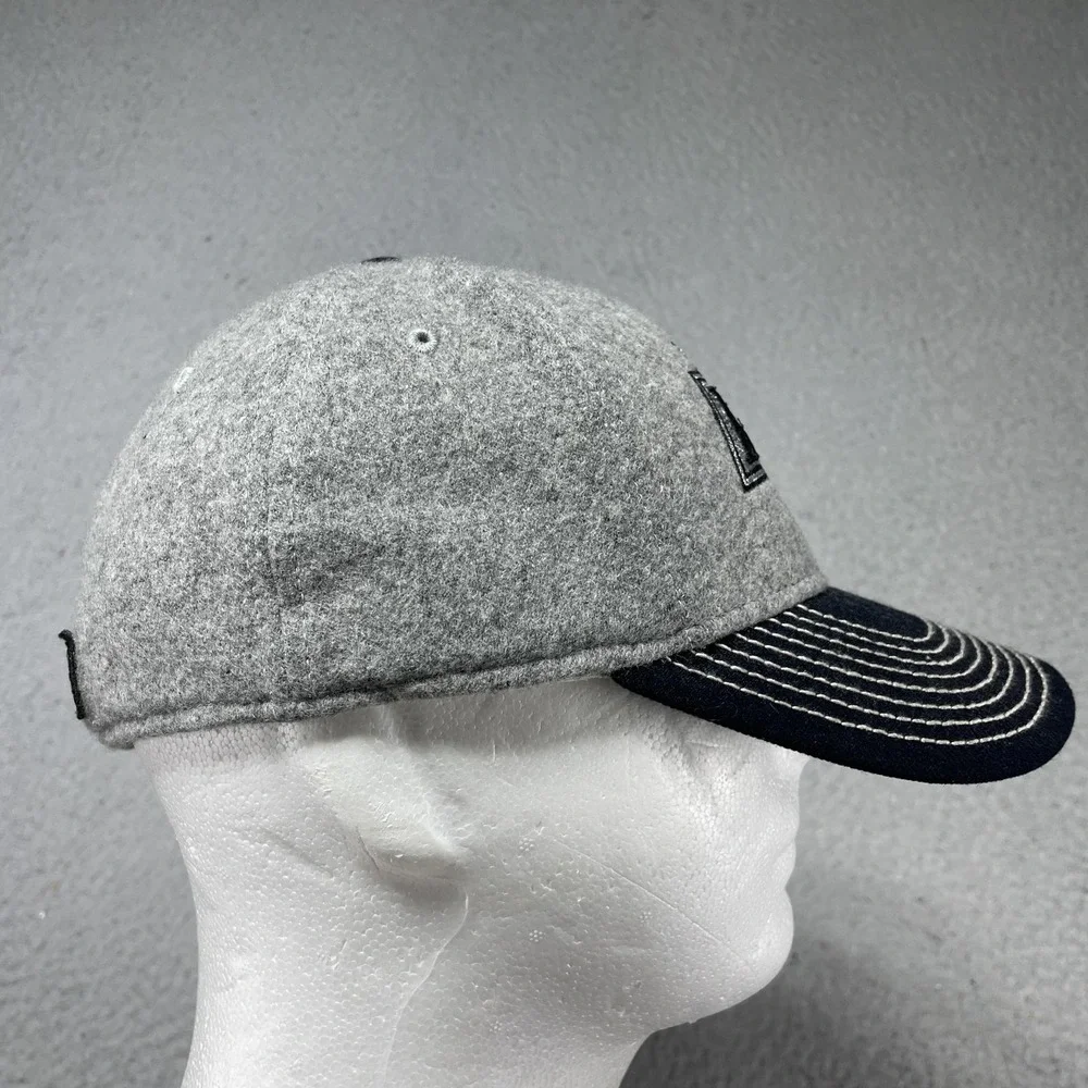 Los Angeles Kings Hat‎ Cap Fitted Mens S/M Gray NHL Hockey CCM Wool Stretch